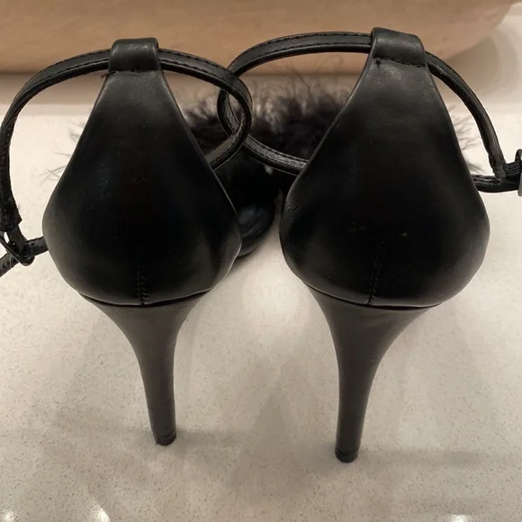 Steve Madden Feather Heel - Picture 5 of 6